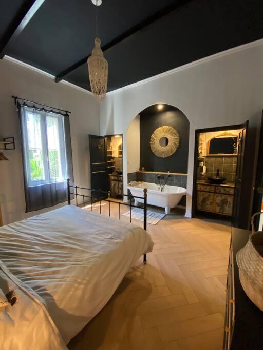 Merveilleuse Maison De Village Maillane ภายนอก รูปภาพ